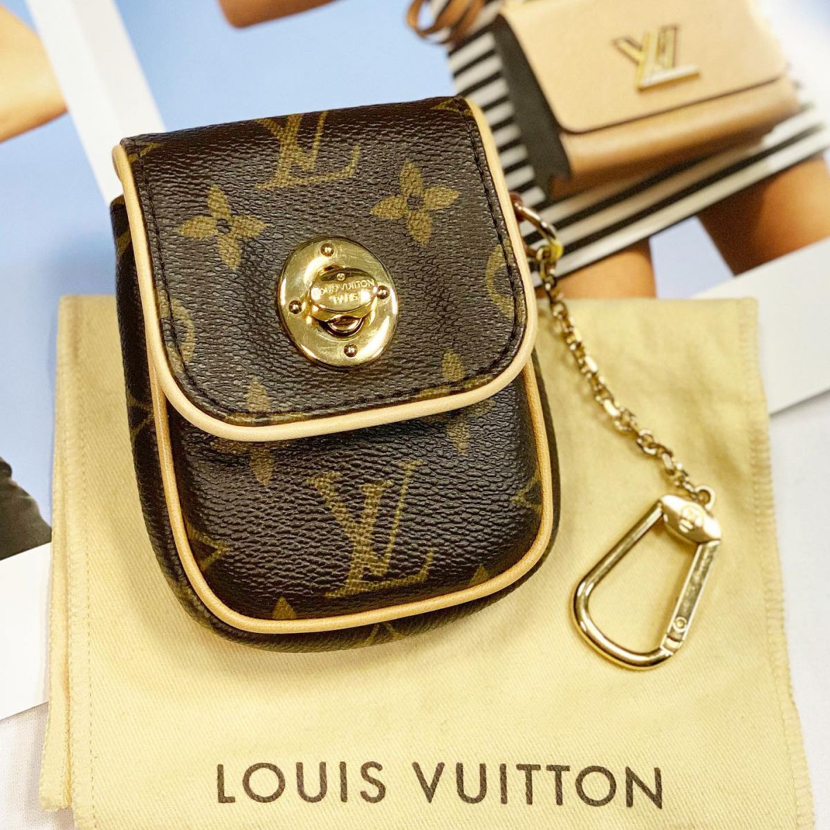 Ключница Louis Vuitton  цена 16 925 руб 