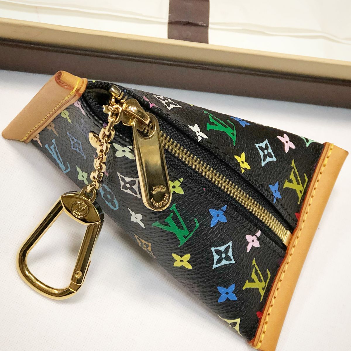 Ключница Louis Vuitton  цена 12 308 руб 