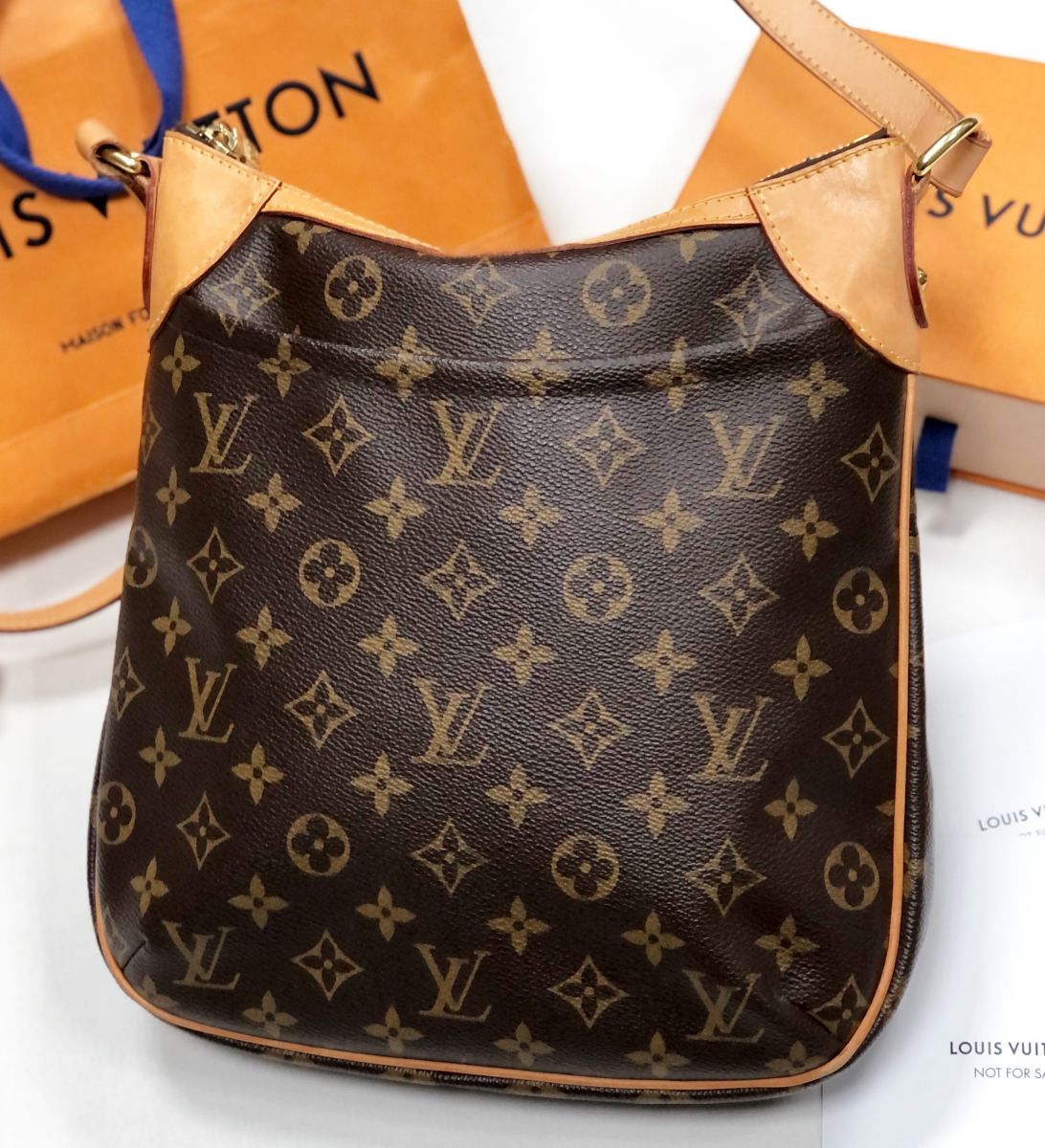 Сумка Louis Vuitton размер 25/25 цена 61 540 руб 