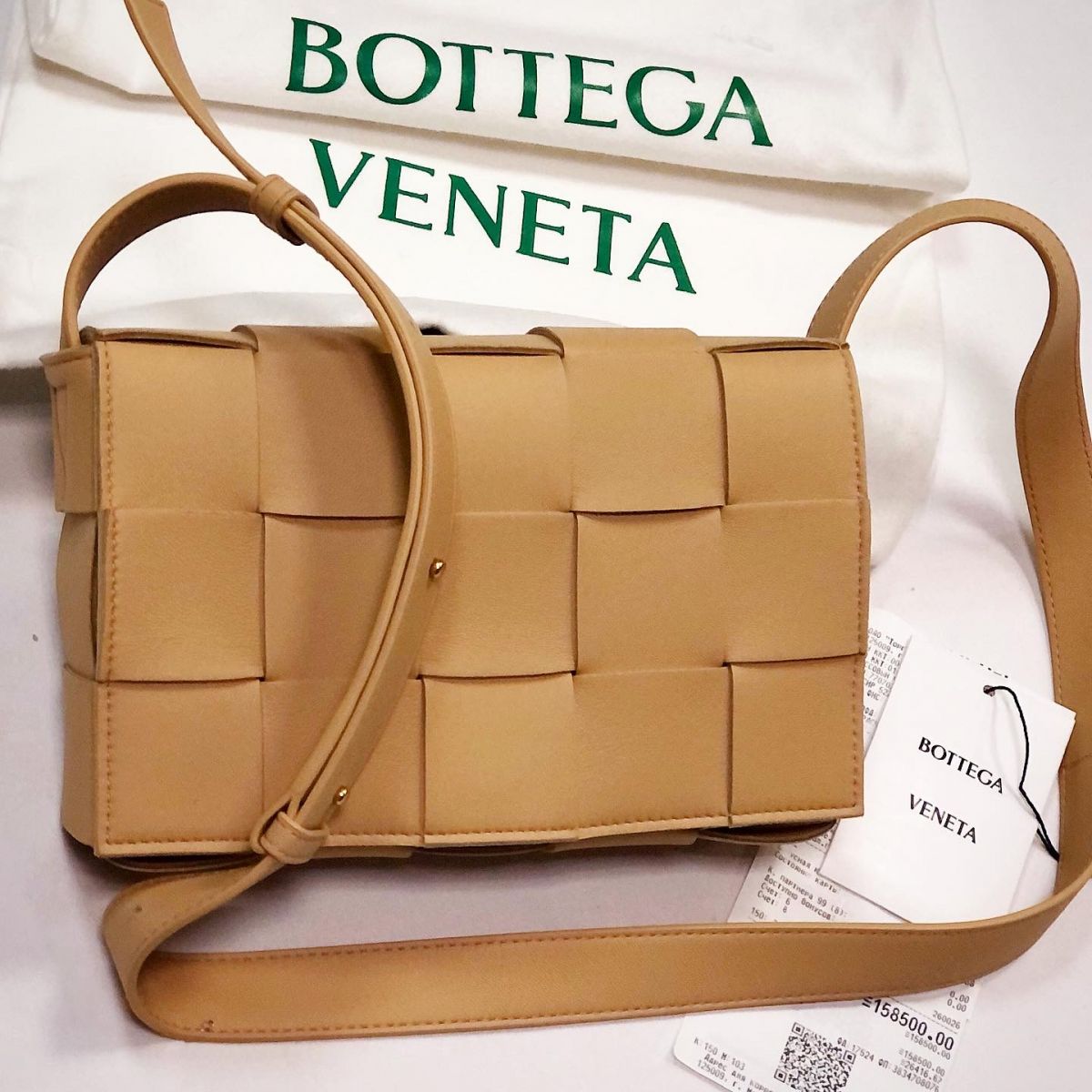 Сумка Bottega Veneta  размер 22/15 цена 96 926 руб / новая с ценником / 