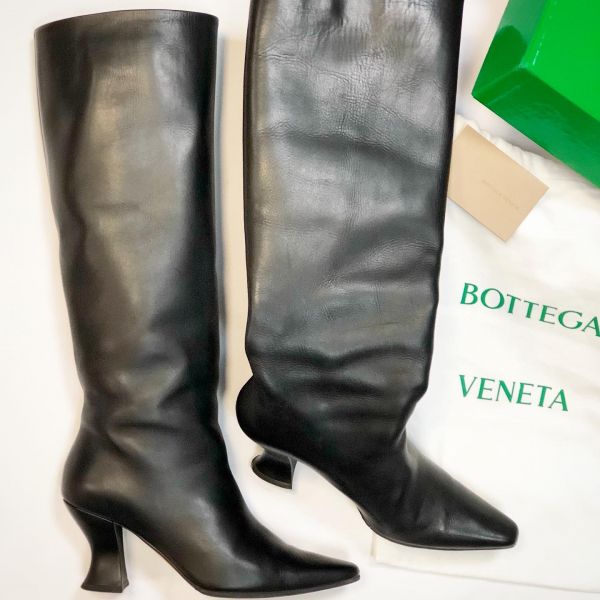 Сароги Bottega Veneta 