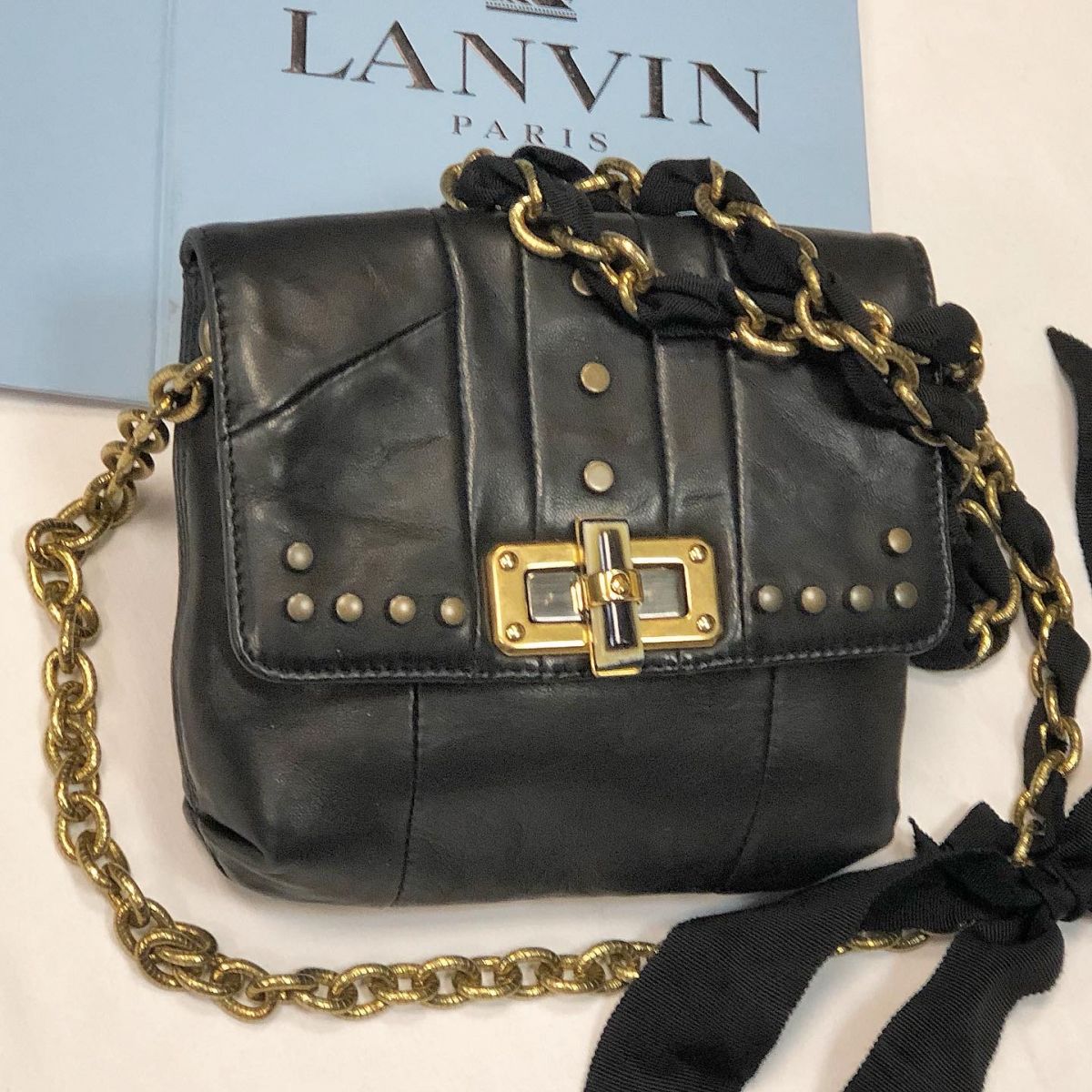 Сумка Lanvin  размер 15/15 цена 15 385 руб 