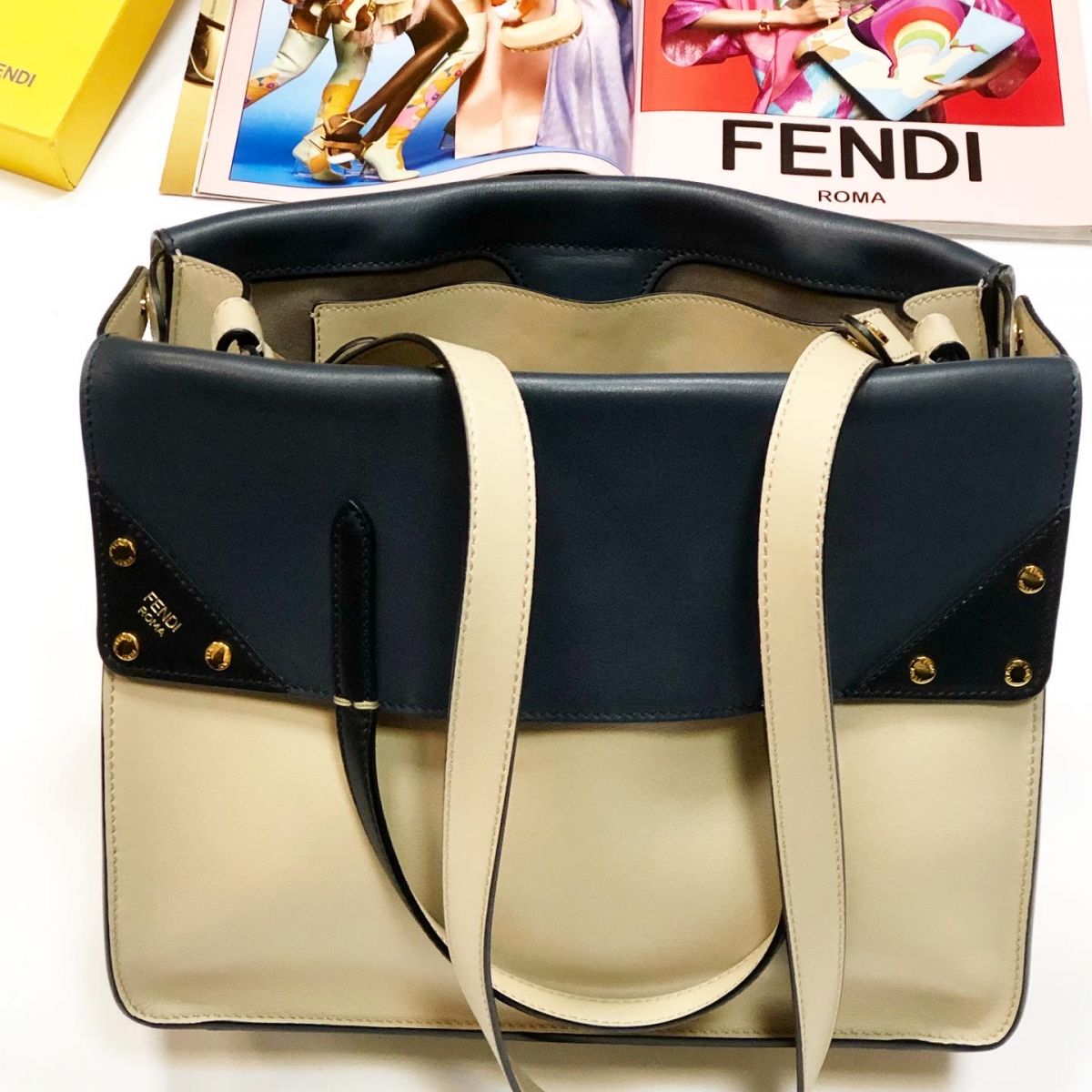 Сумка Fendi размер 23/29Цена 92 310 руб