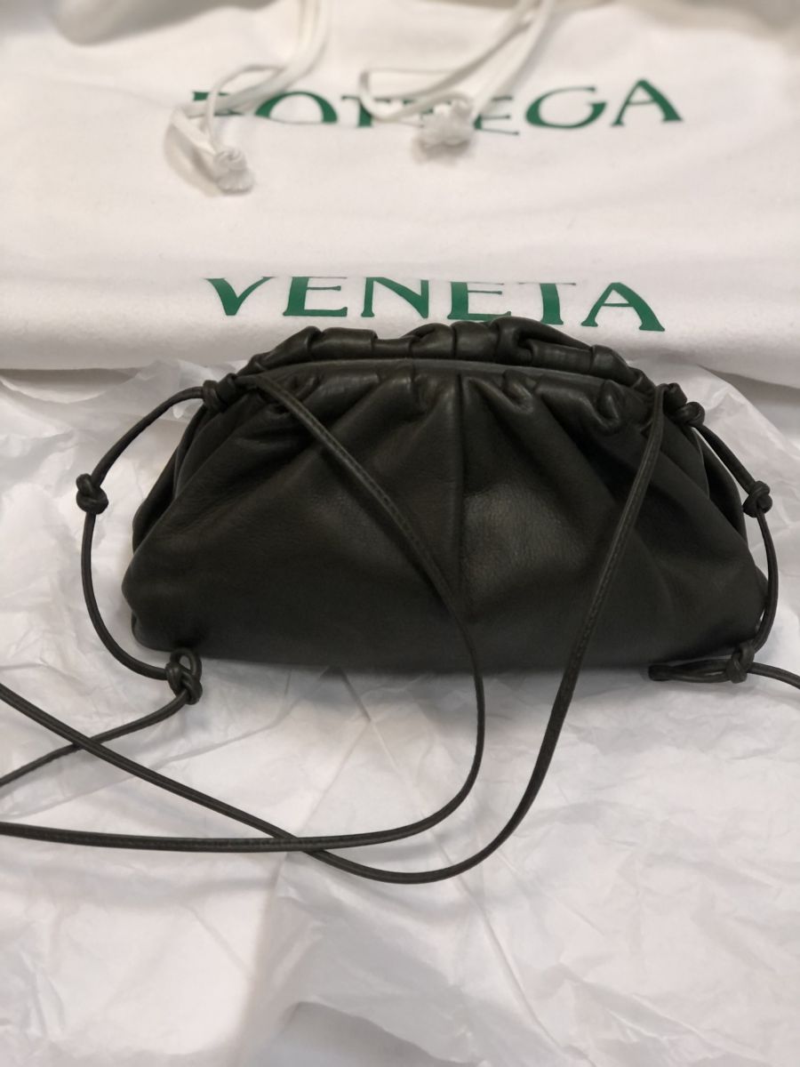 Сумочка Bottega Veneta размер 22/12 цена 76 925 руб 
