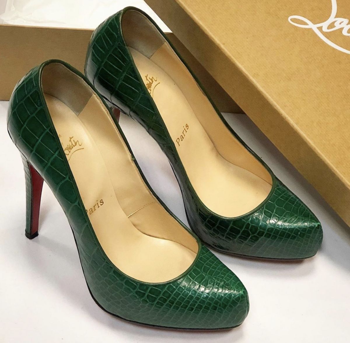 Туфли / крокодил / LOUBOUTIN размер 38 цена 30 770 руб