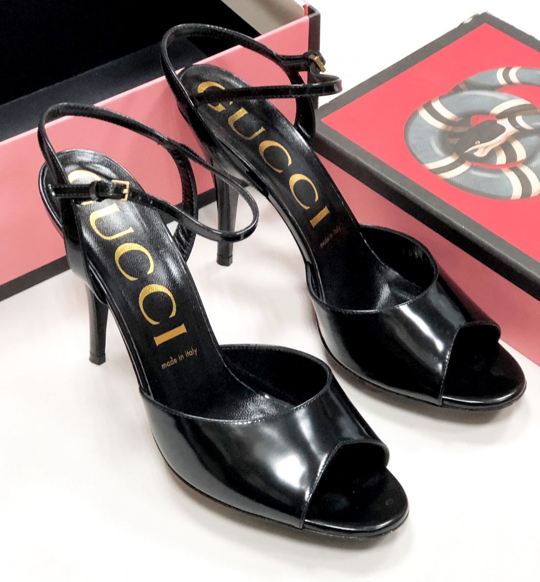 Босоножки Gucci размер 40 цена 23 078 руб
