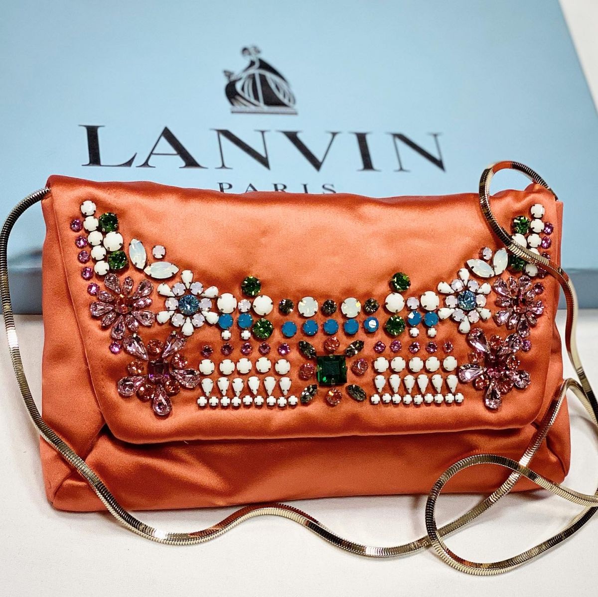 Клатч / отделка камни / Lanvin размер 23/13 цена 15 385 руб 