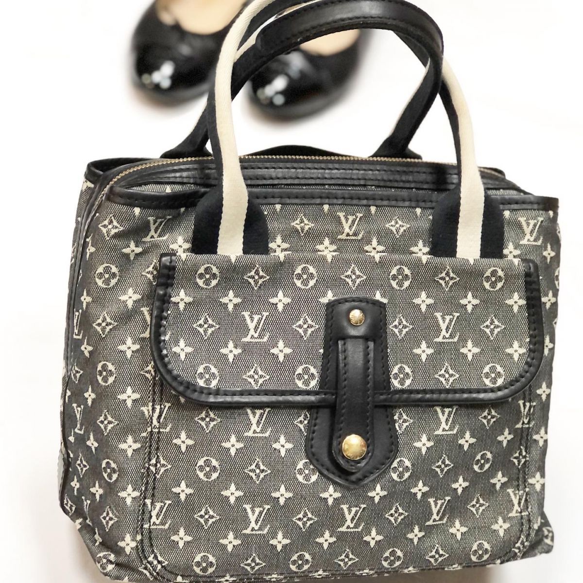 Сумочка Louis Vuitton размер 22/25 цена 38 463 руб 