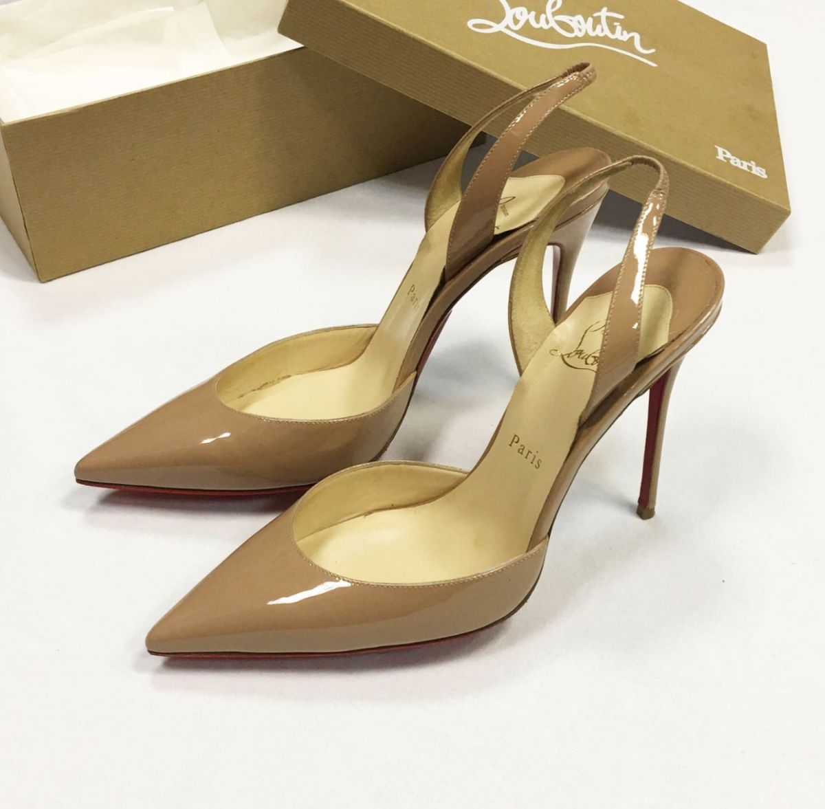 Туфли LOUBOUTIN  размер 41 цена 18 462 руб