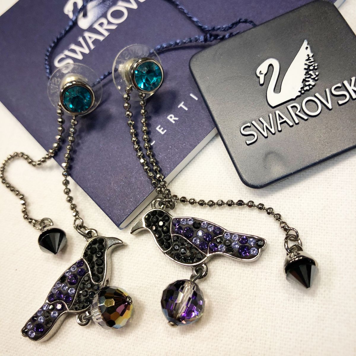 Серьги Swarovski  цена 4 616 руб / упаковка /