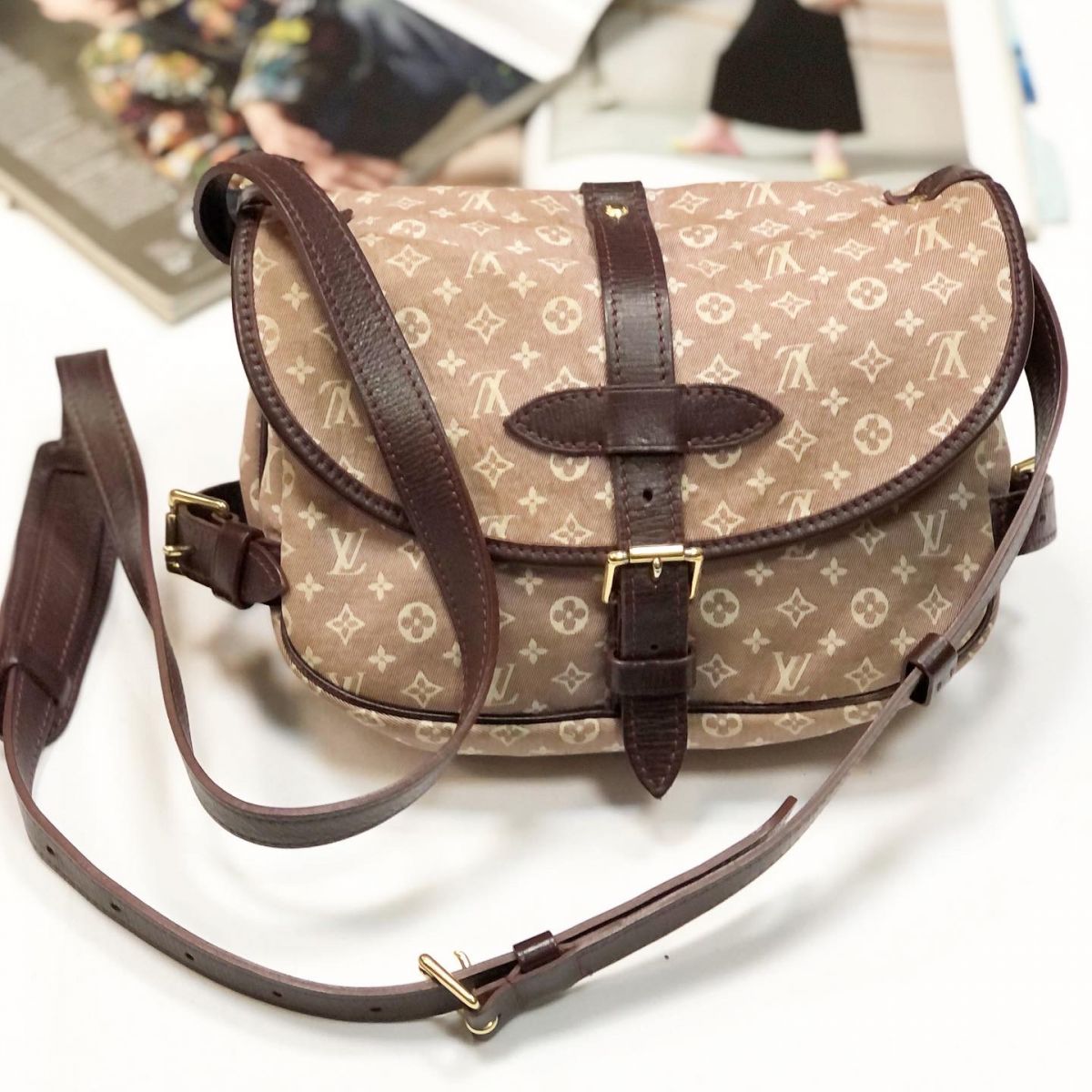 Сумка Louis Vuitton размер 15/22 цена 30 770 руб 