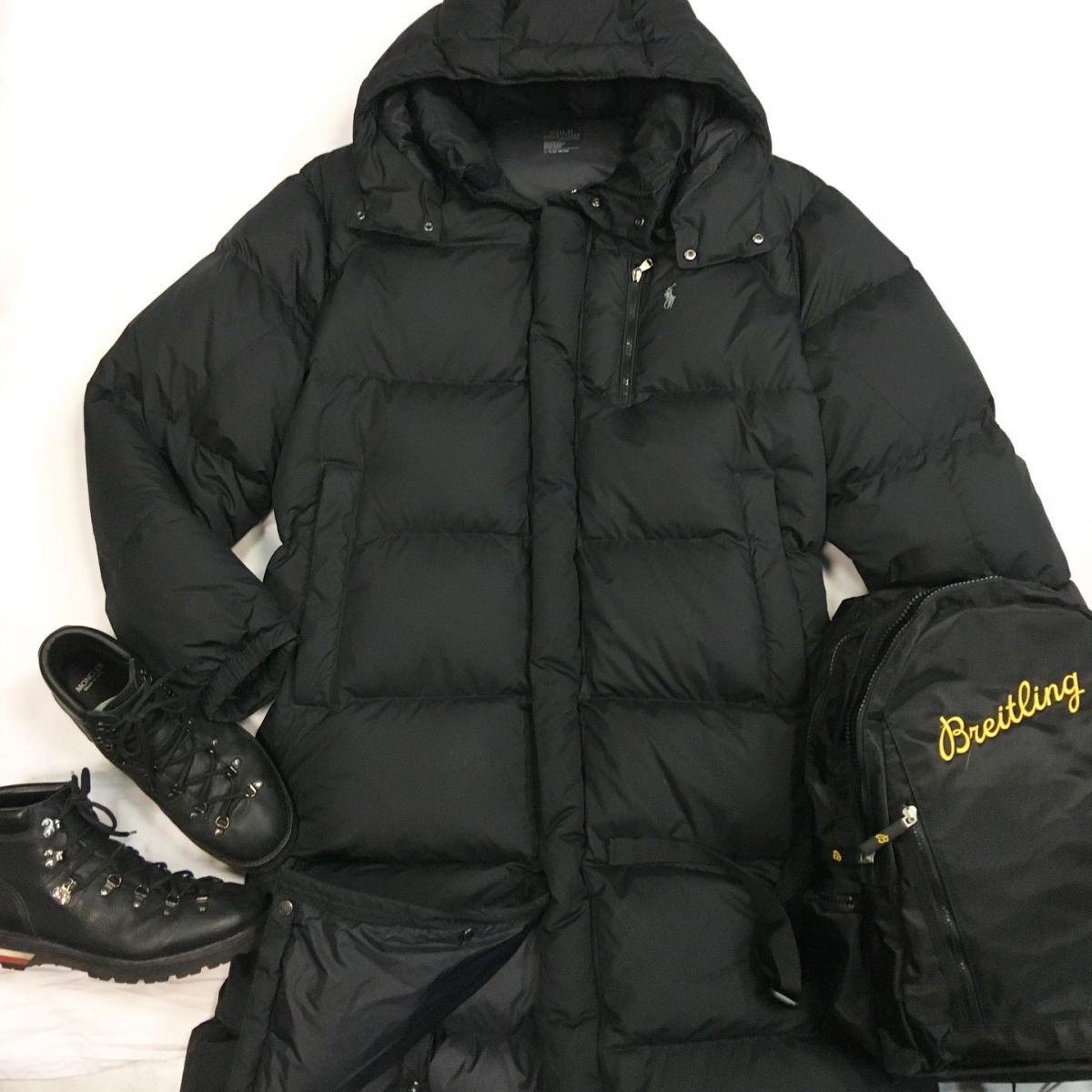 #mechtamen Пуховик Ralphlauren  размер XL цена 30 770 руб  Ботинки Moncler  размер 43.5 цена 12 308 руб Рюкзак Breitling 