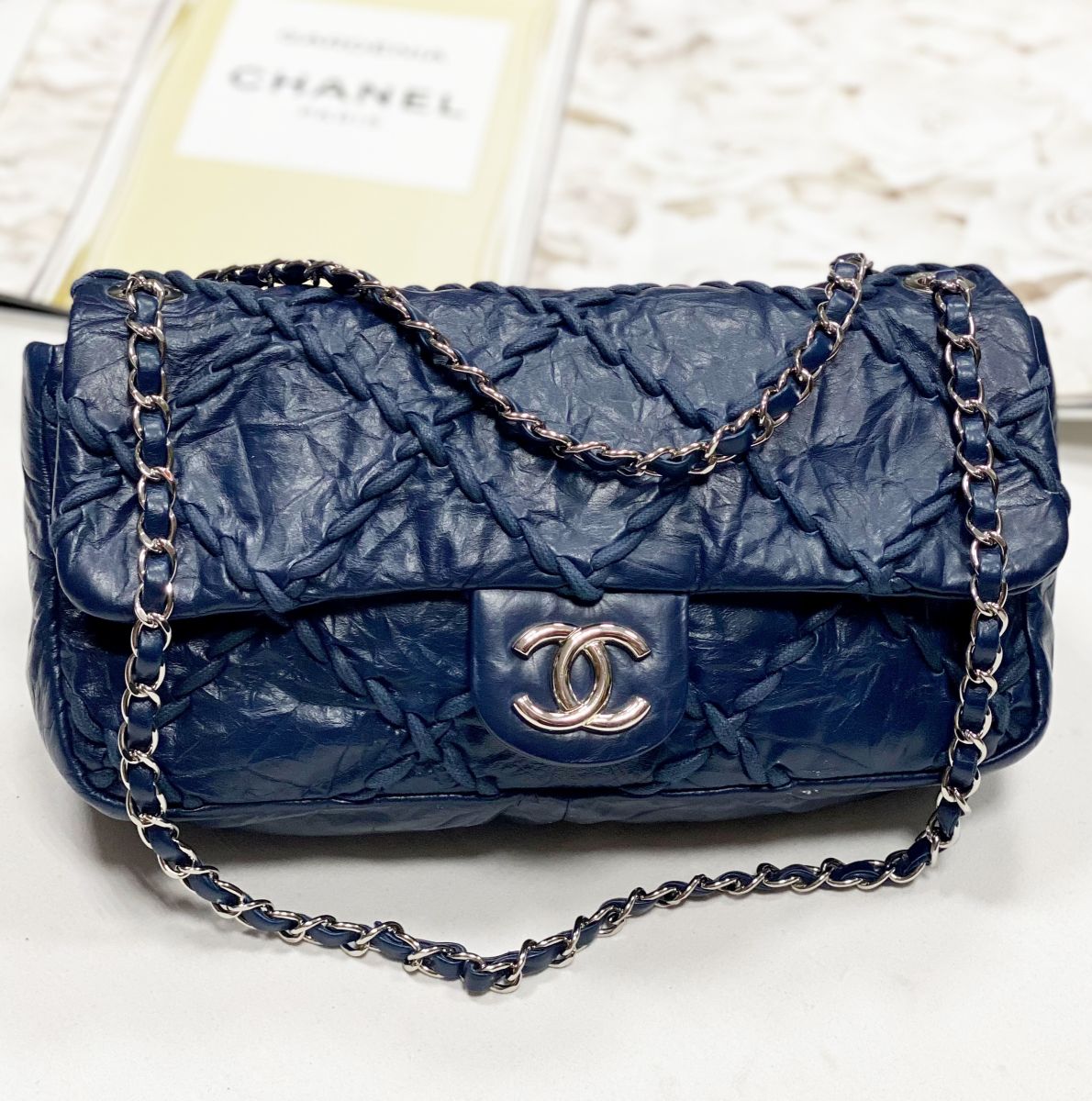 Сумка Chanel размер 30/17 цена 307 700 руб 