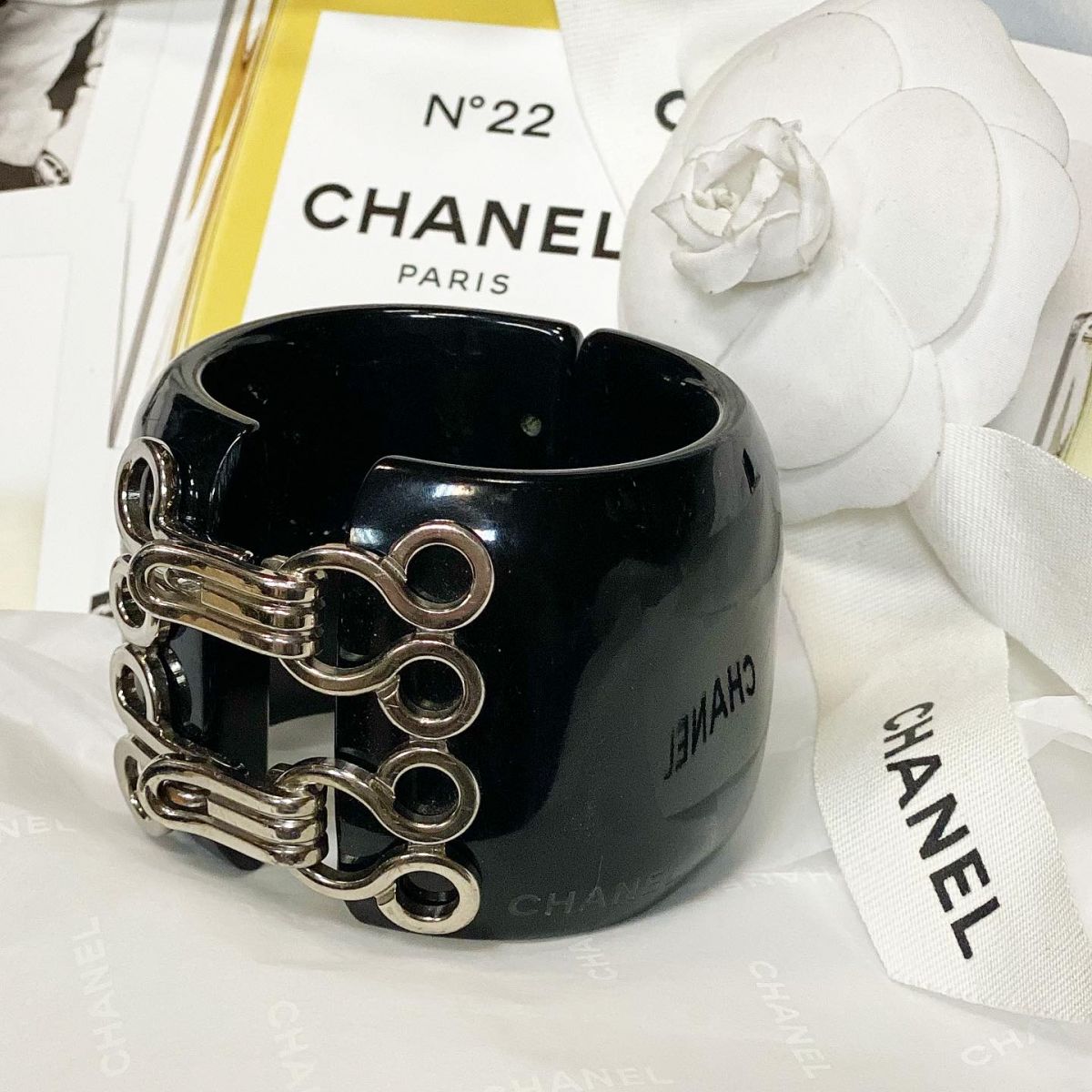 Браслет Chanel цена 23 078 руб 