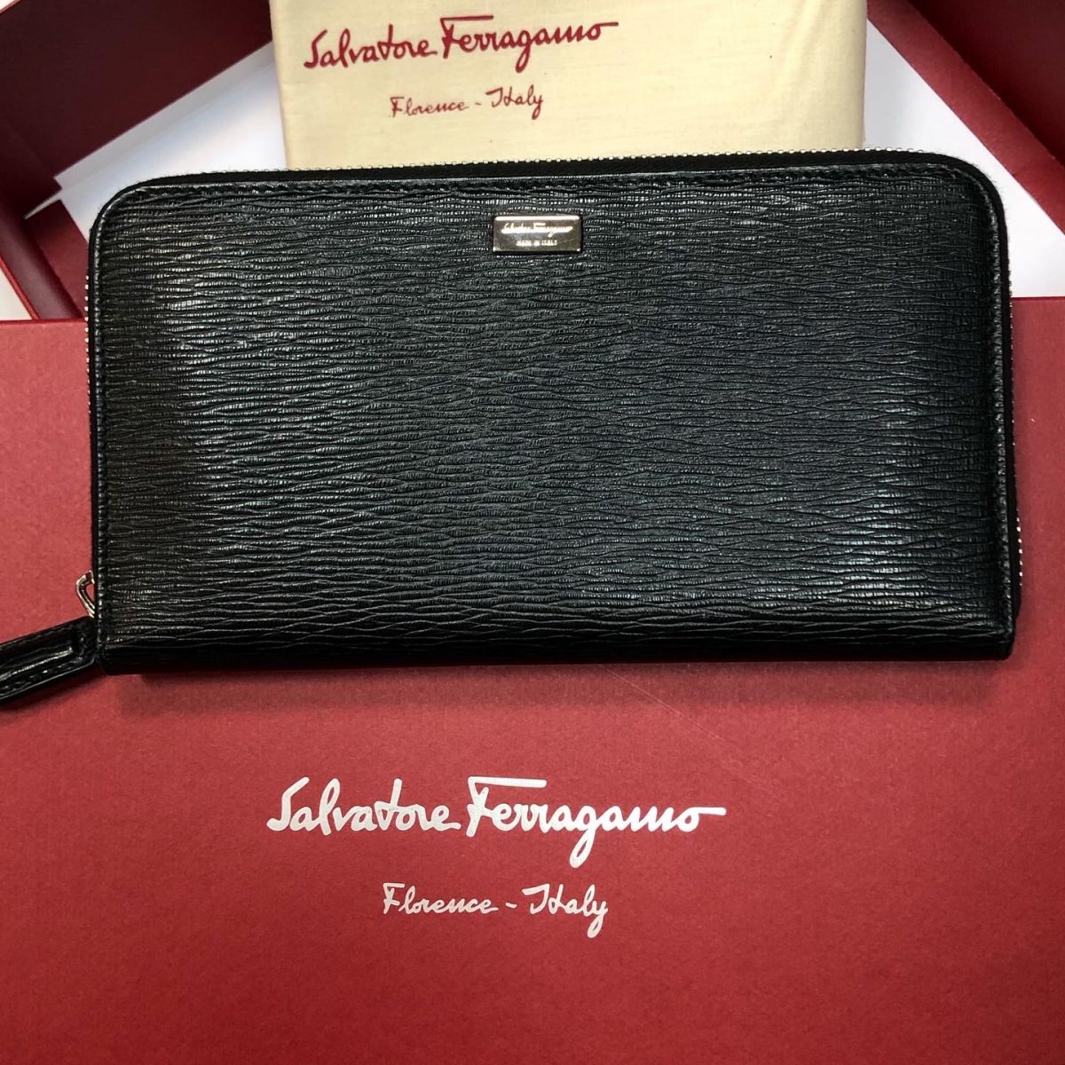 #MechtamenКошелёк Salvatore Ferragamo цена 26 155 руб