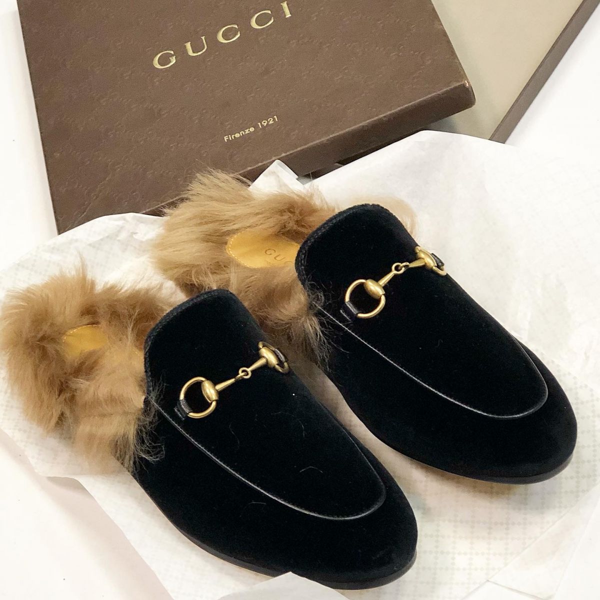 Мюли / на меху / Gucci  размер 37.5 цена 26 155 руб / новые / 