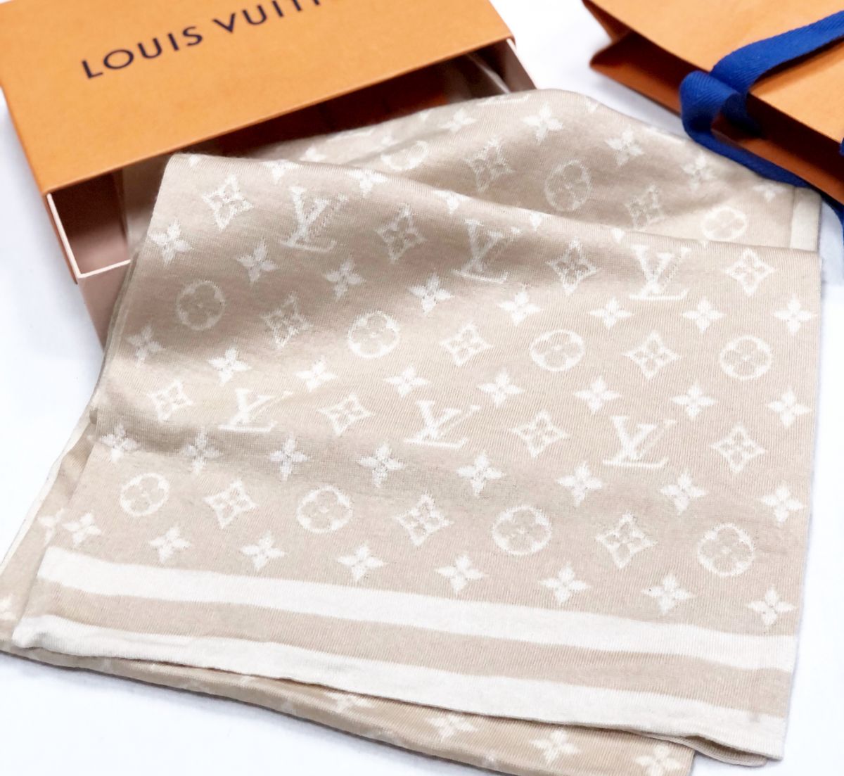 Шарф Louis Vuitton размер 30/180 цена 23 078 руб
