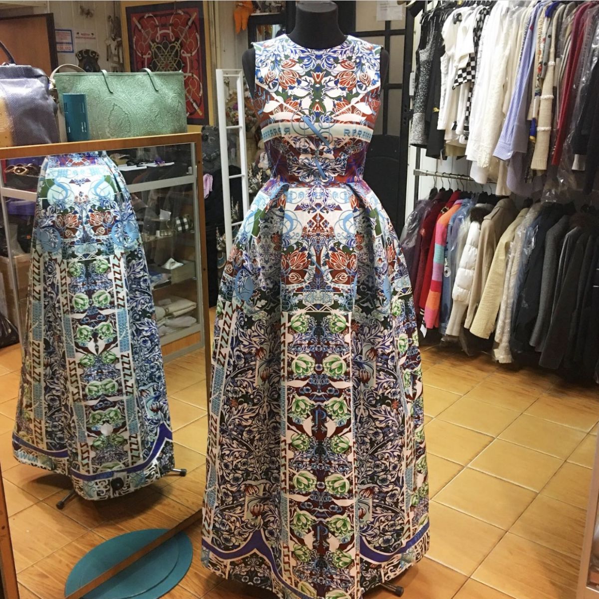 Платье MARYKATRANTZOU размер 40 цена 23 078 руб