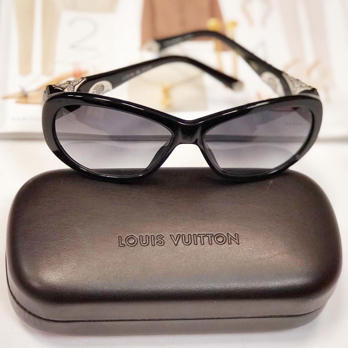 Очки Louis Vuitton  цена 15 385 руб