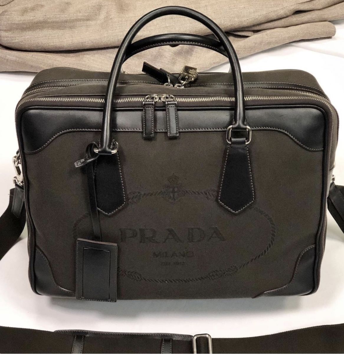 Сумка Prada размер 38*28 цена 38 463 руб