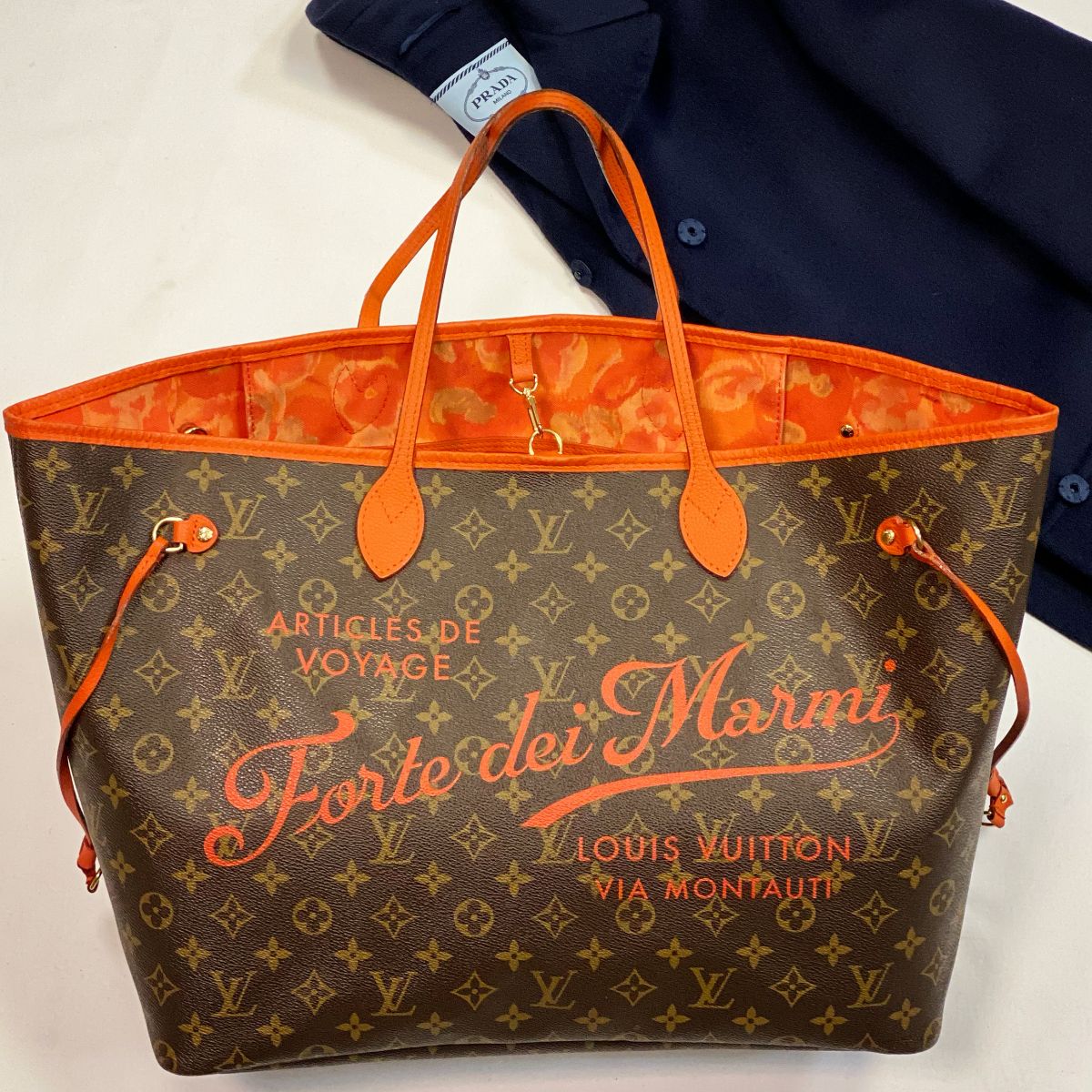 Сумка Louis Vuitton размер 40/30 цена 38 463 руб 