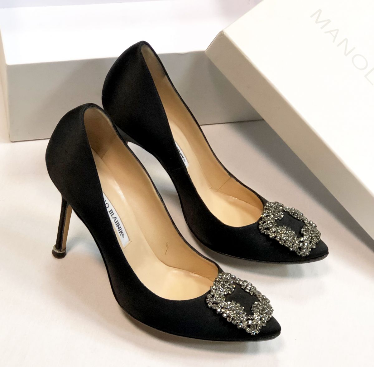 Туфли/камни/ MANOLO Blahnik размер 37 цена 30 770 руб 