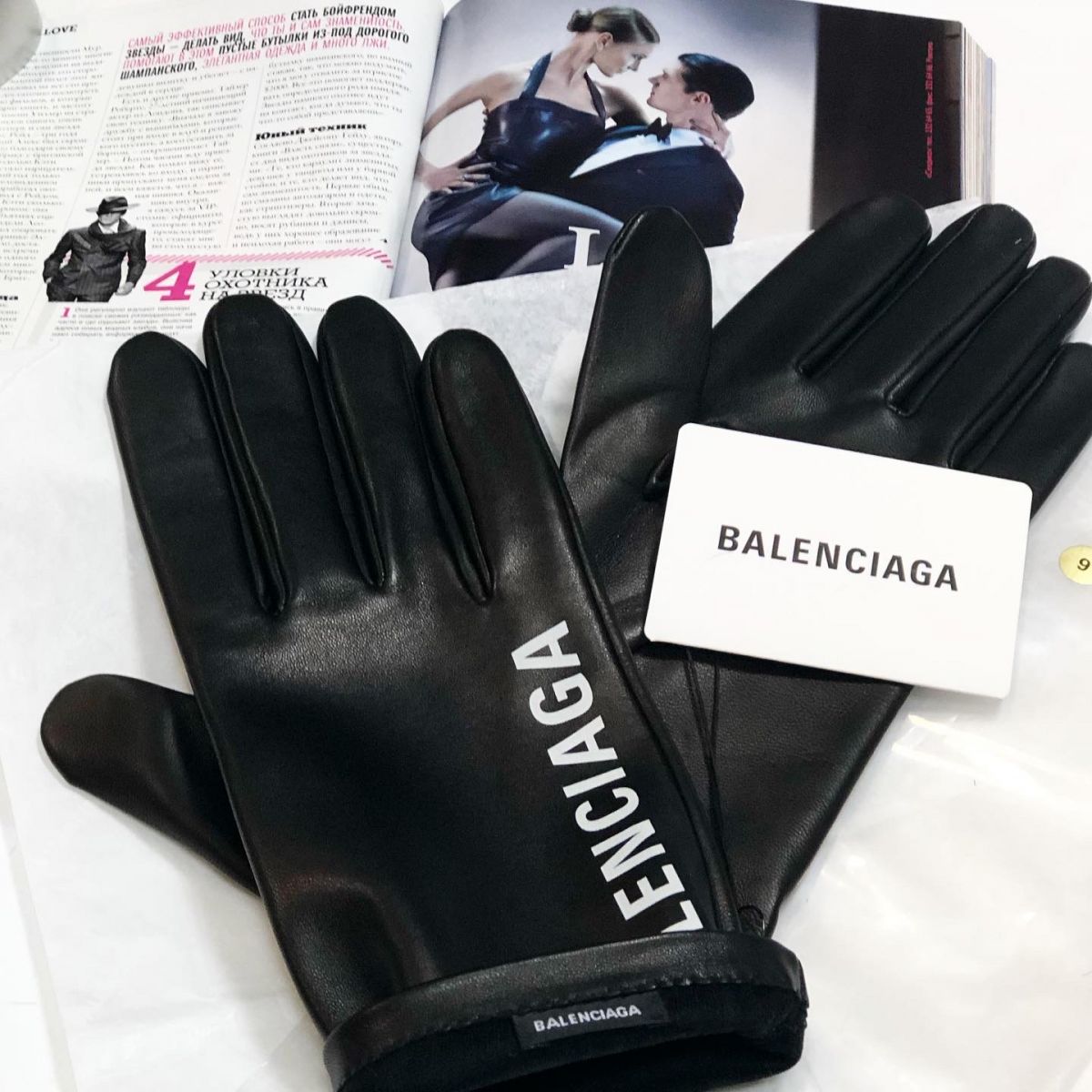 #MechtamenПерчатки Balenciaga  размер 9 цена 15 385 руб /новые/ упаковка/