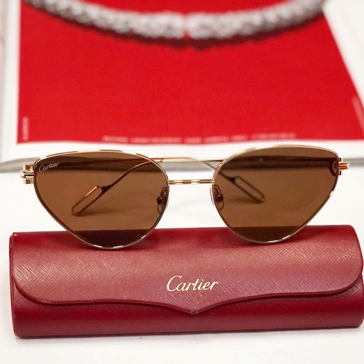 Очки Cartier  цена 38 463 руб / чехол / 