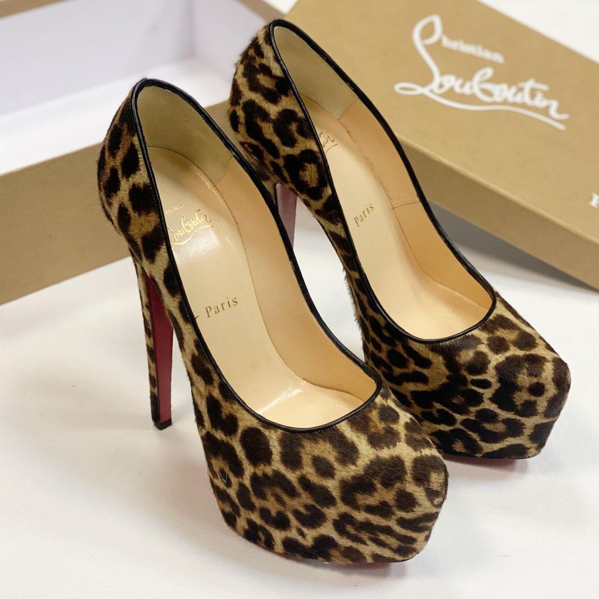 Туфли Louboutin размер 40.5 цена 10 770 руб 