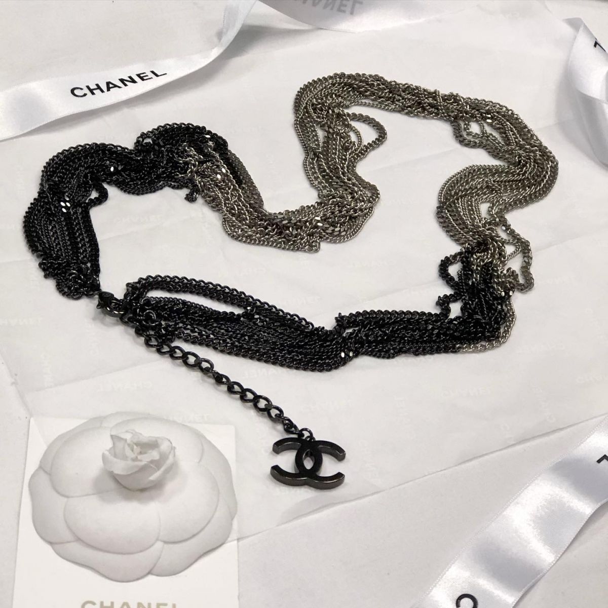 Бусы Chanel цена 53 847 руб 