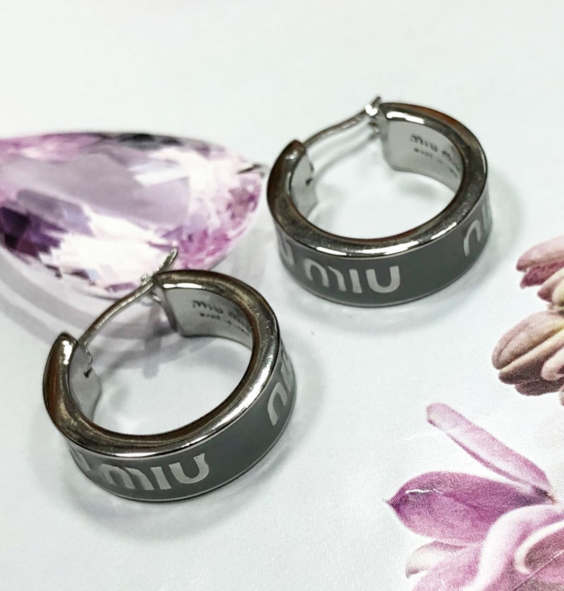 Серьги Miu Miu цена  7 693 руб