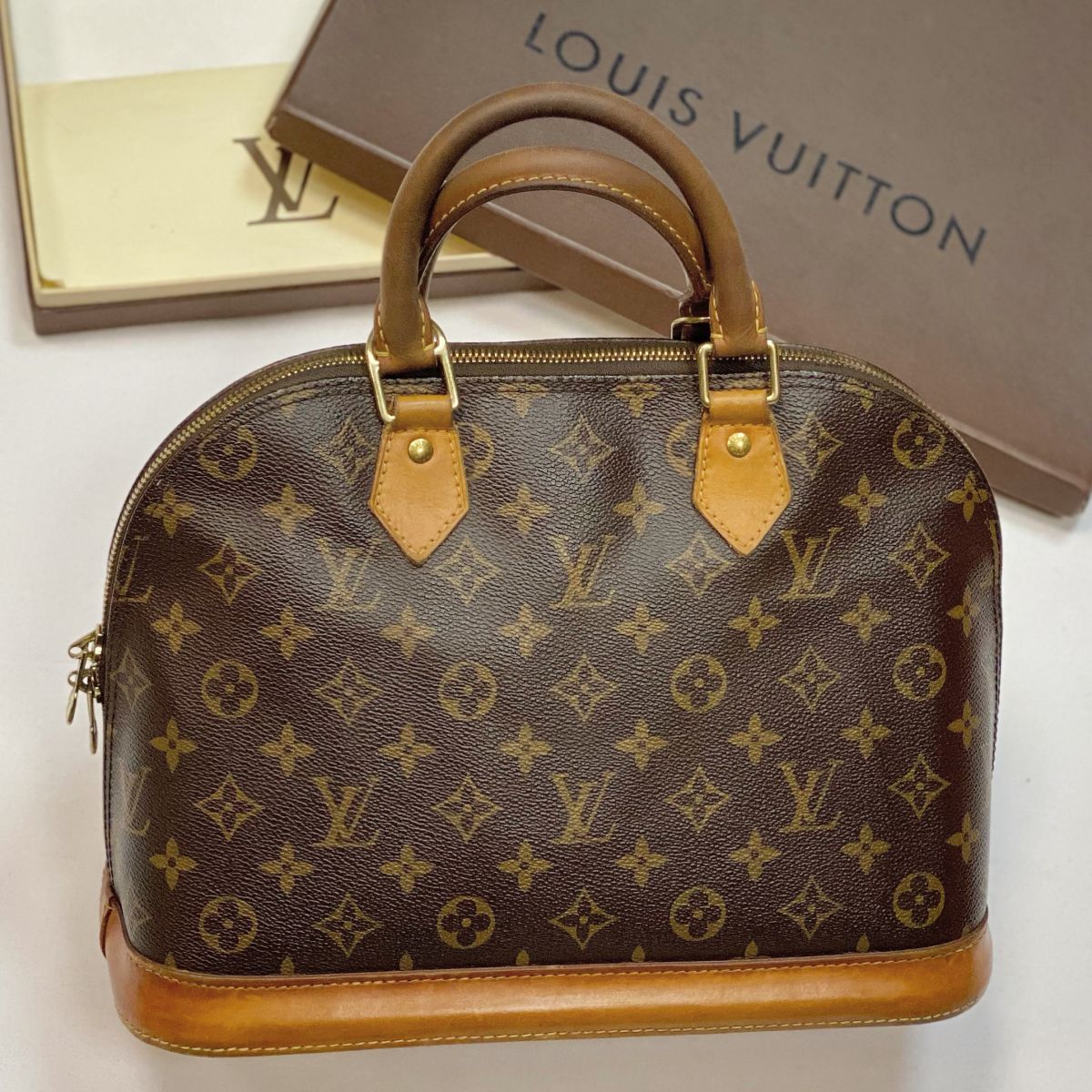 Сумка Louis Vuitton размер 30/25 цена 23 078 руб 