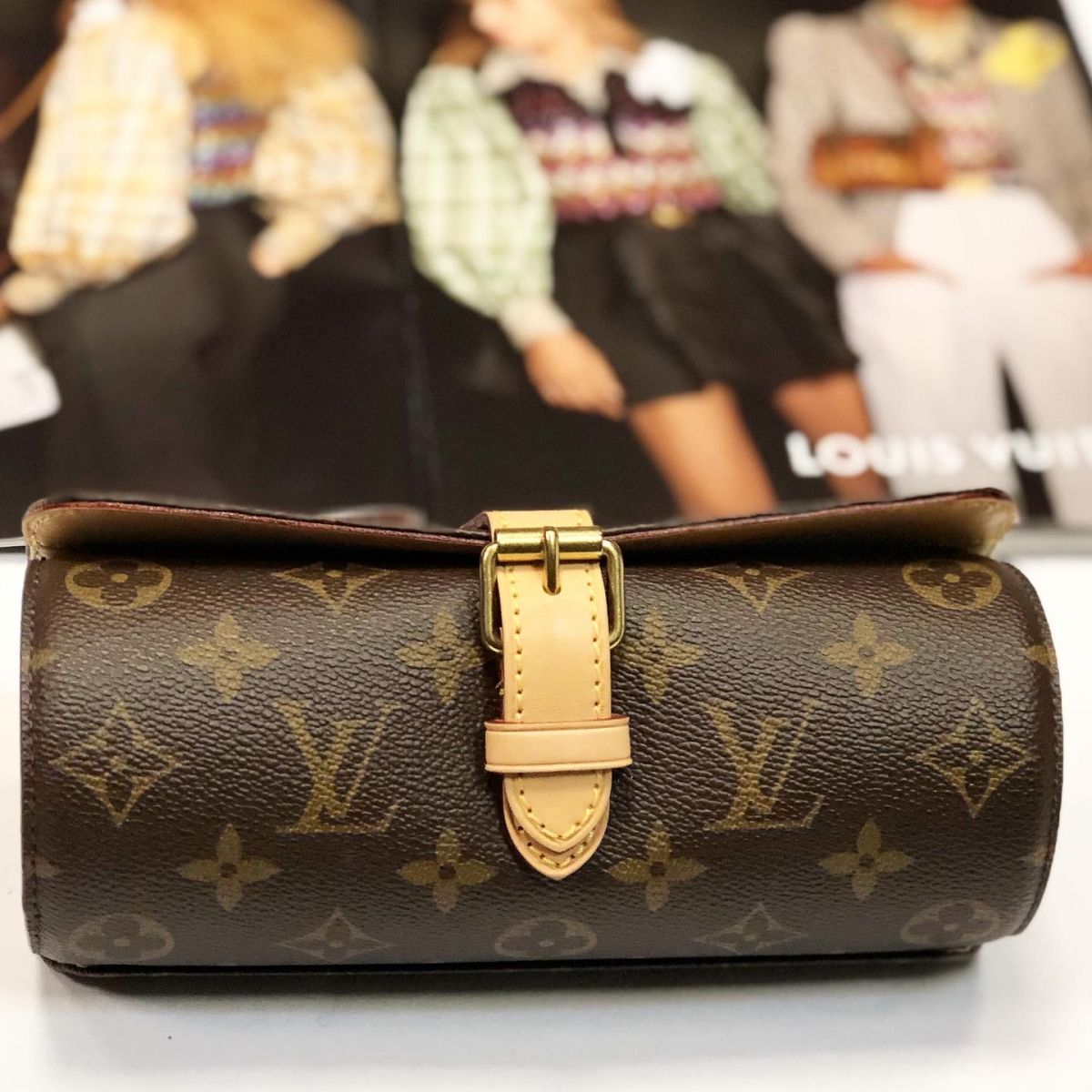 Футляр для украшений Louis Vuitton цена 26 155 руб 