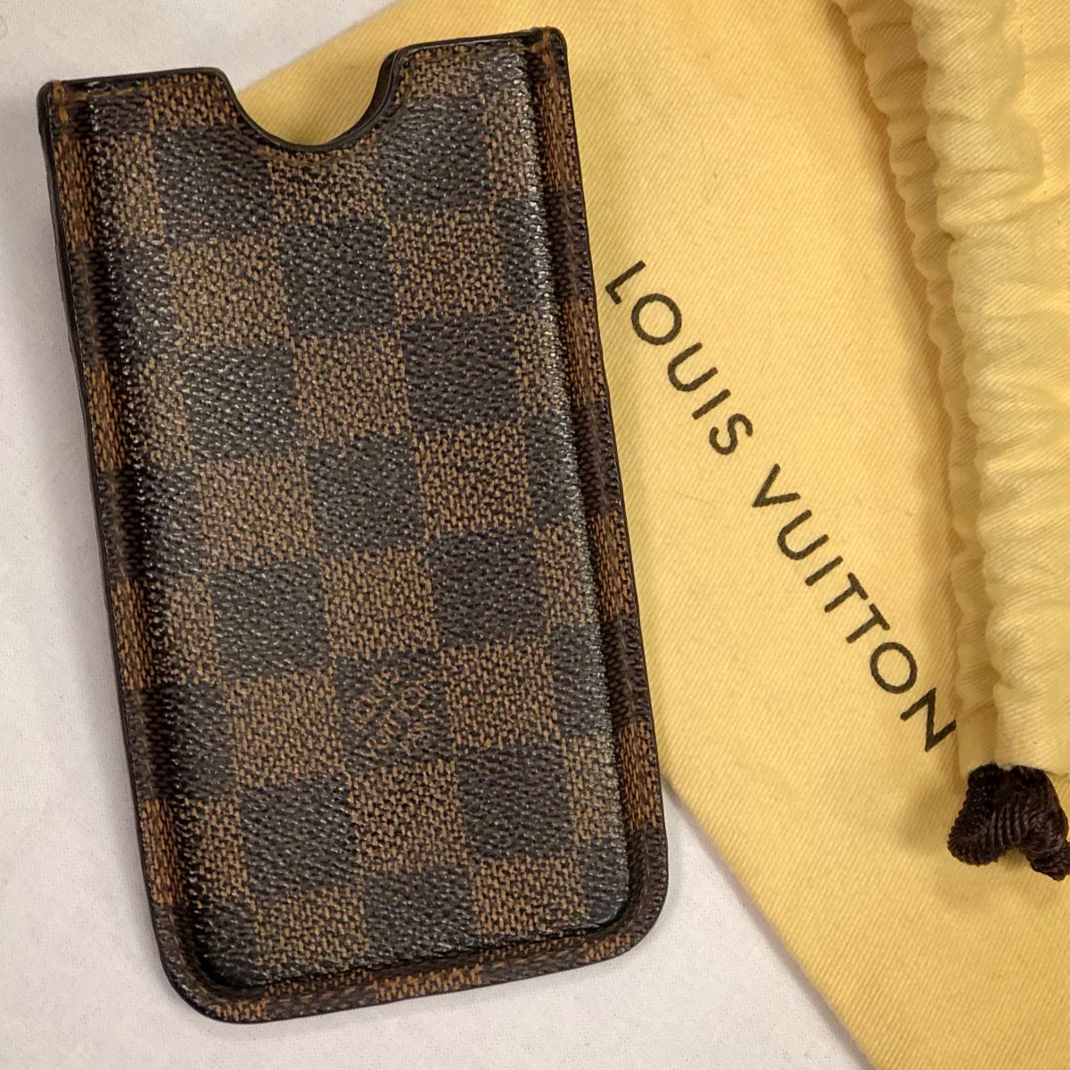 Чехол для телефона Louis Vuitton цена 4 616 руб