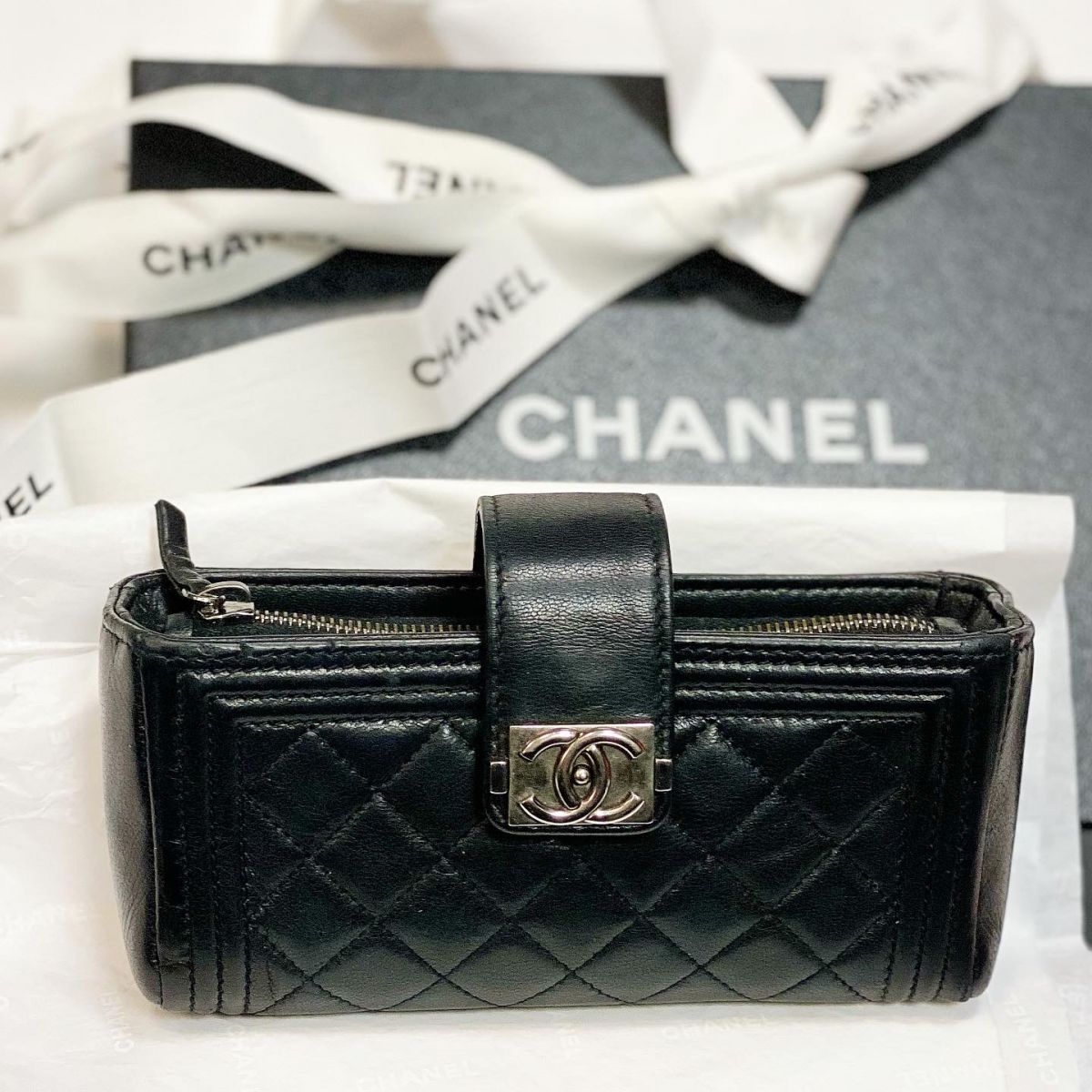 Чехол для телефона Chanel размер 14/9 цена 38 463 руб