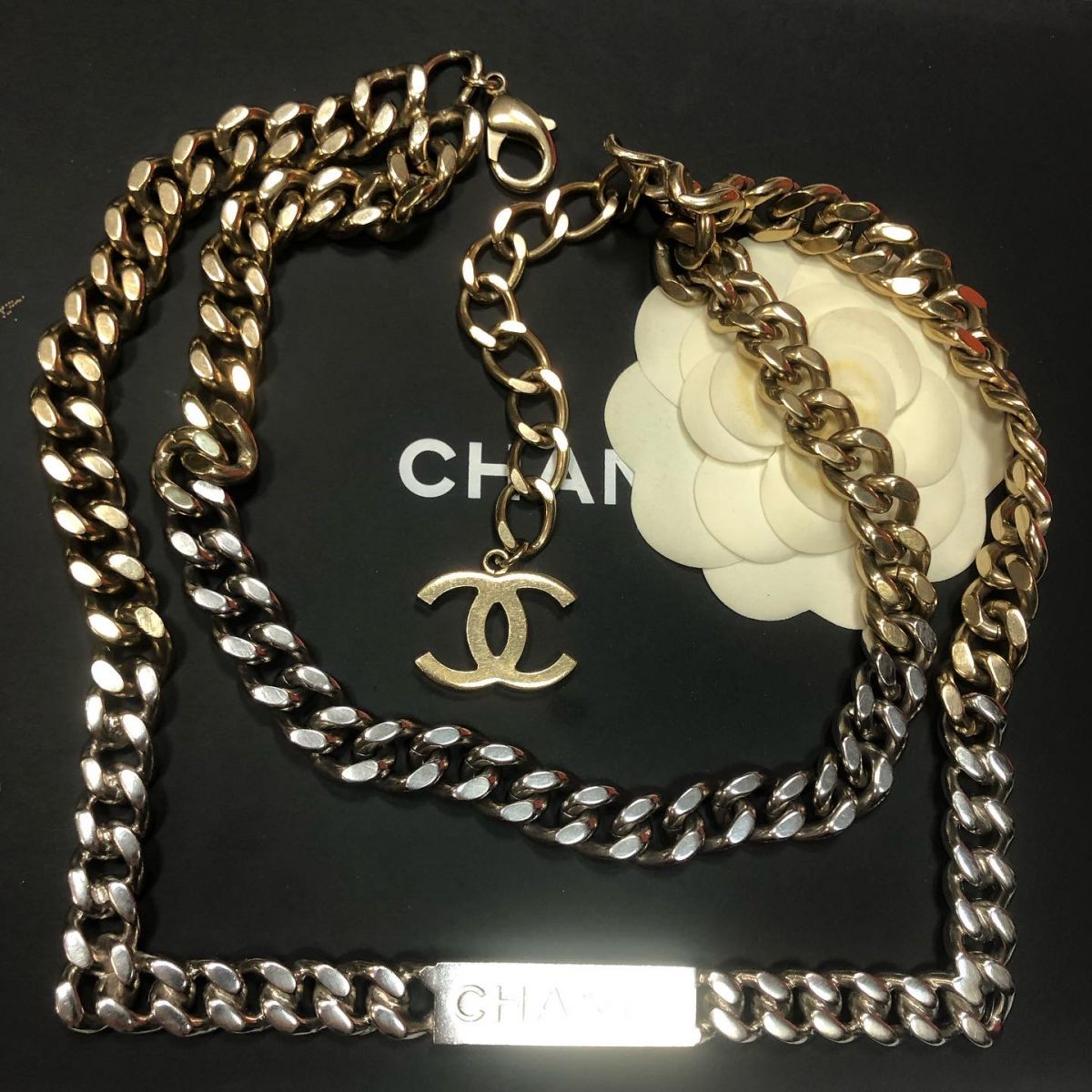 Двойной пояс Chanel цена 30 770 руб 