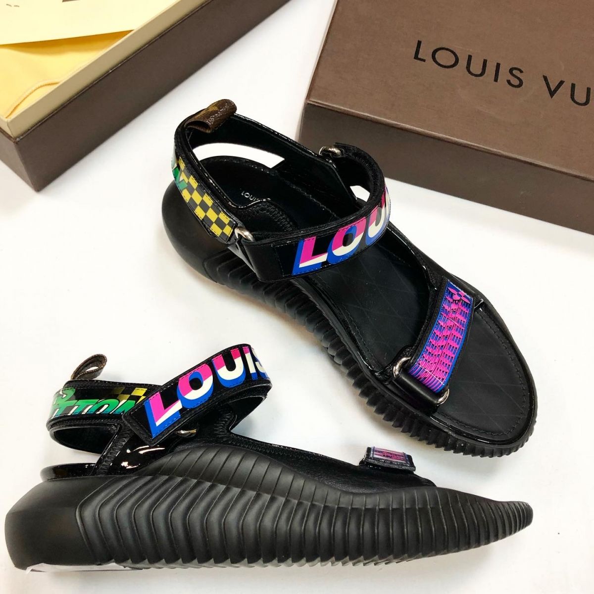 Louis vuitton underwater store sandals