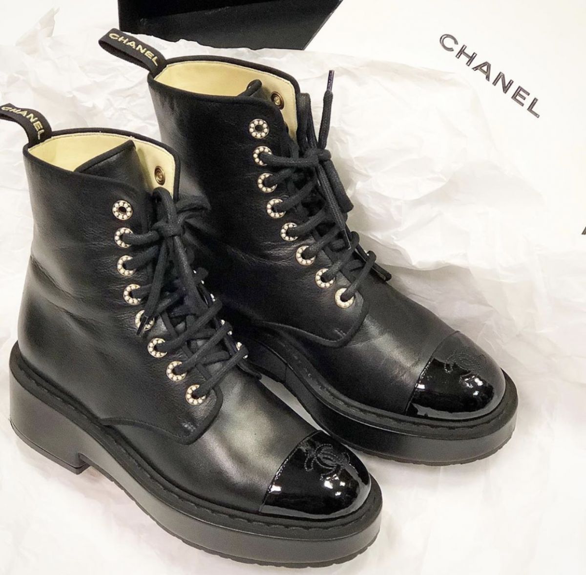 Ботинки Chanel  размер 38.5 цена 46 155 руб / новые /