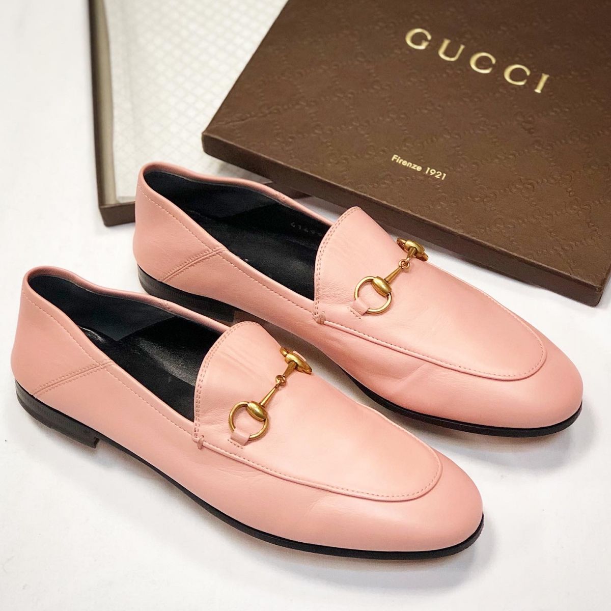 Лоферы Gucci  размер 39 цена 30 770 руб / новые /