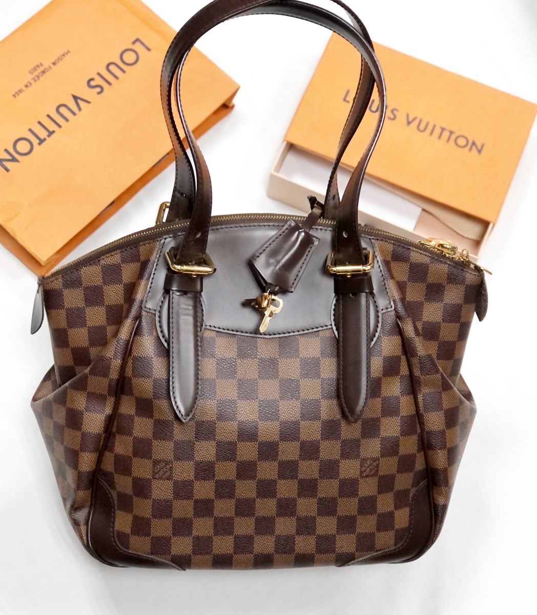 Сумка Louis Vuitton размер 30/30 цена 76 925 руб 