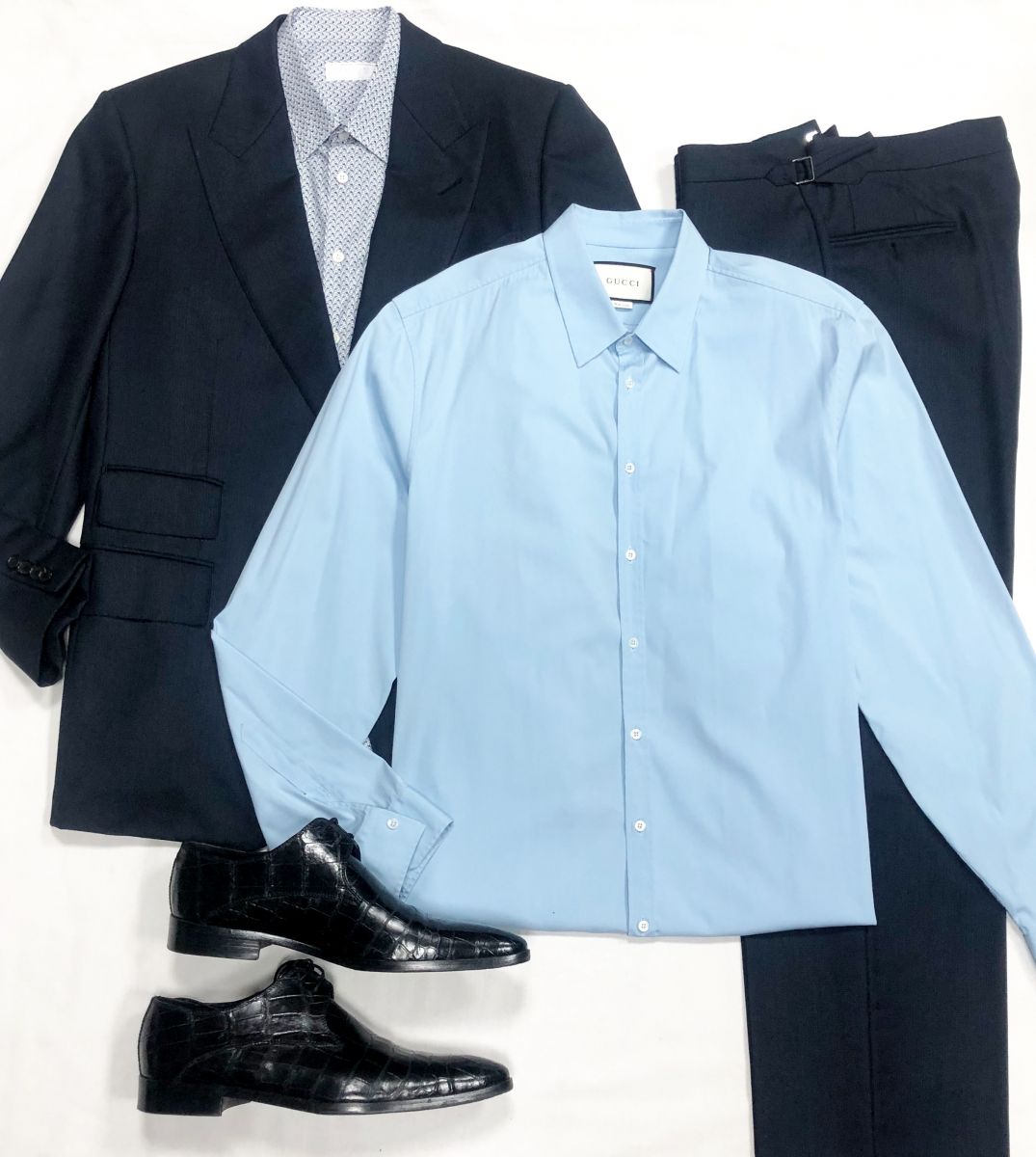 #mechtamen Костюм Tom Ford размер 54 цена 38 463 руб
Рубашка Prada размер 43/17 цена 7 693 руб
Рубашка Gucci размер 43/17 цена 4 616 руб
Ботинки Zilli размер 43 цена 76 925 руб