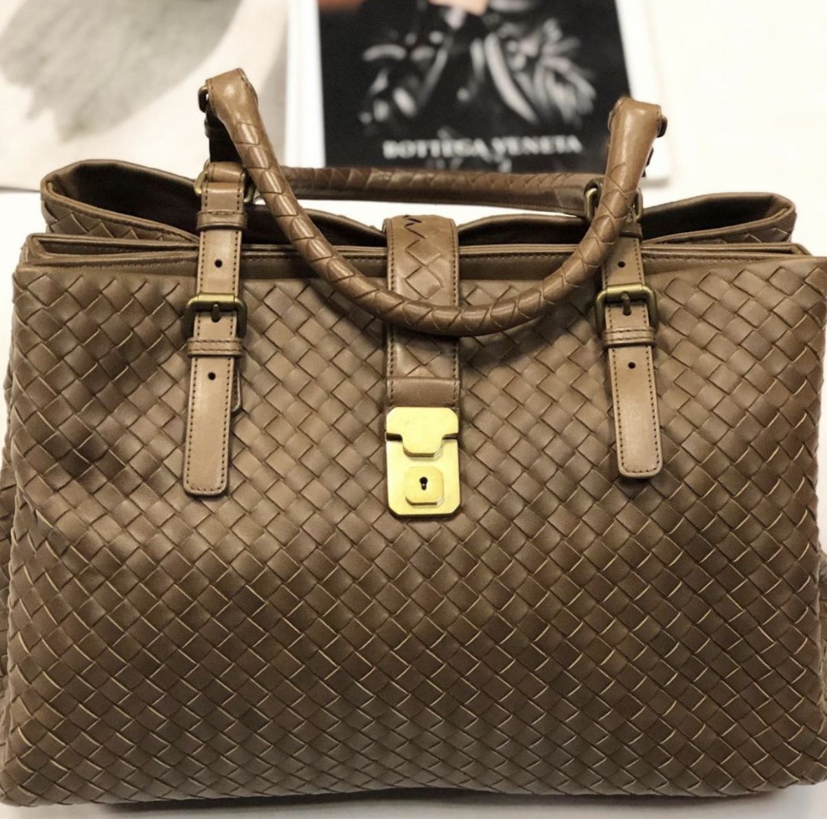 Сумка Bottega Veneta  размер 22/35 цена 53 847 руб