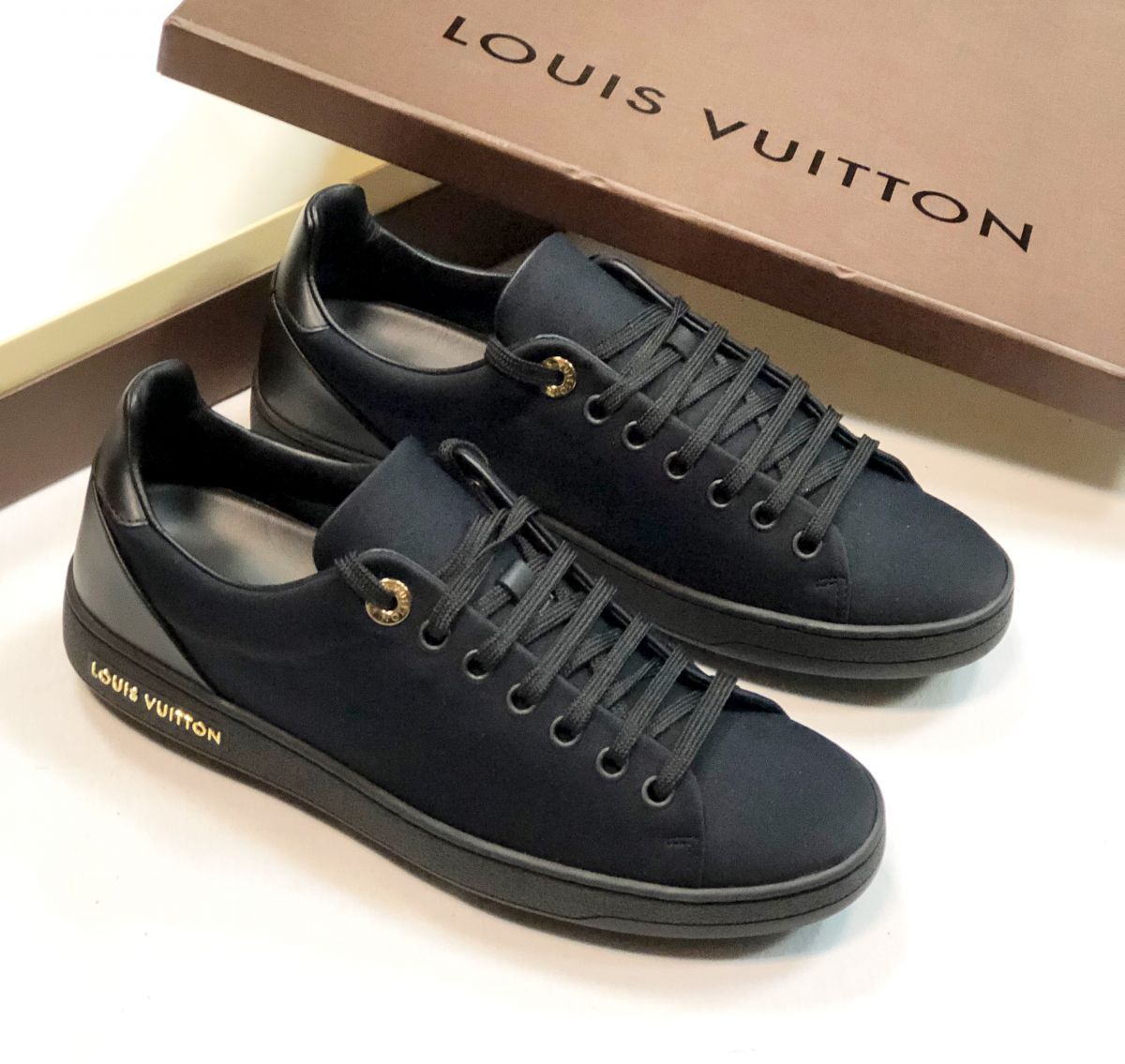 Кеды Louis Vuitton размер 37 цена 46 155 руб 