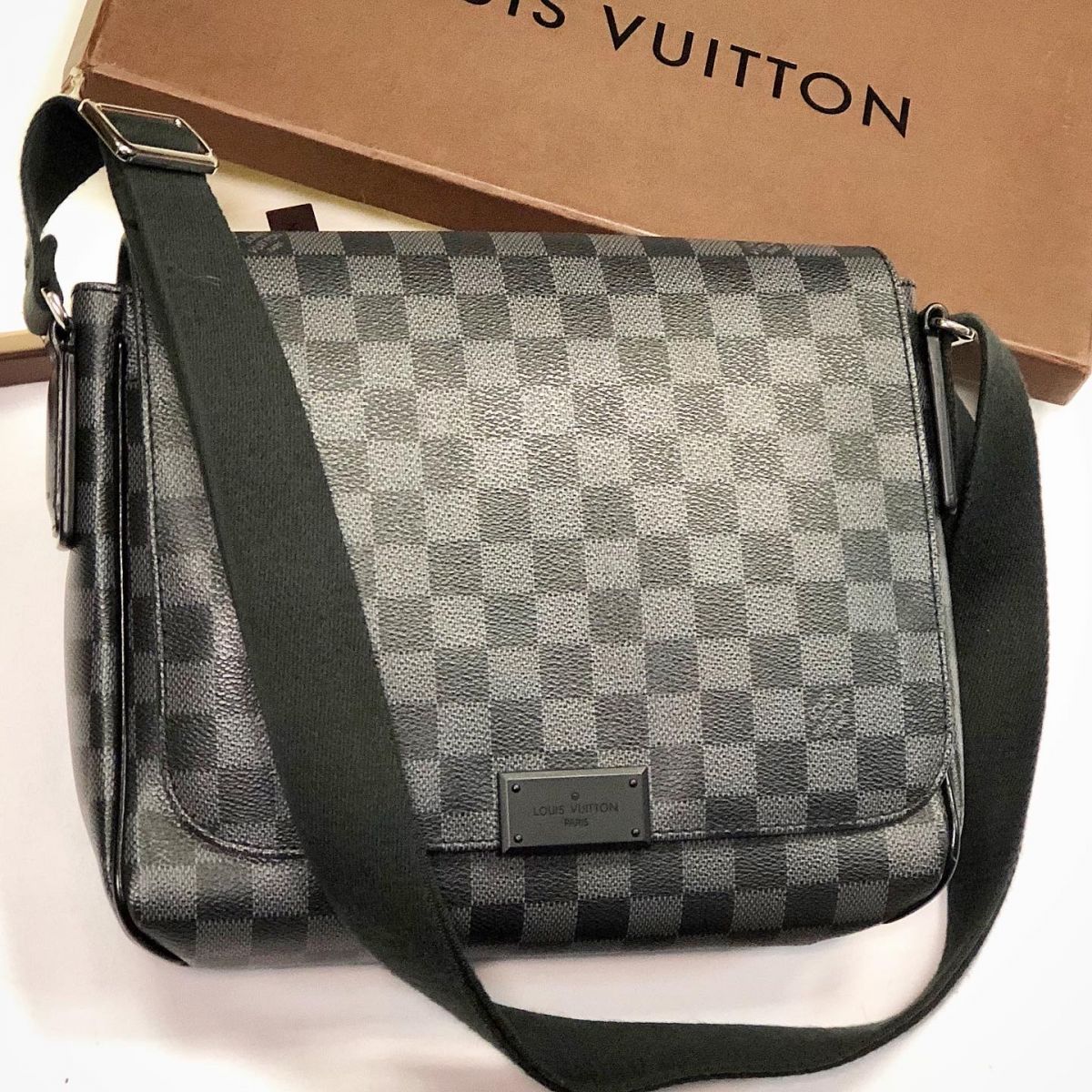 Сумка Louisvuitton  размер 22/26 цена 46 155 руб