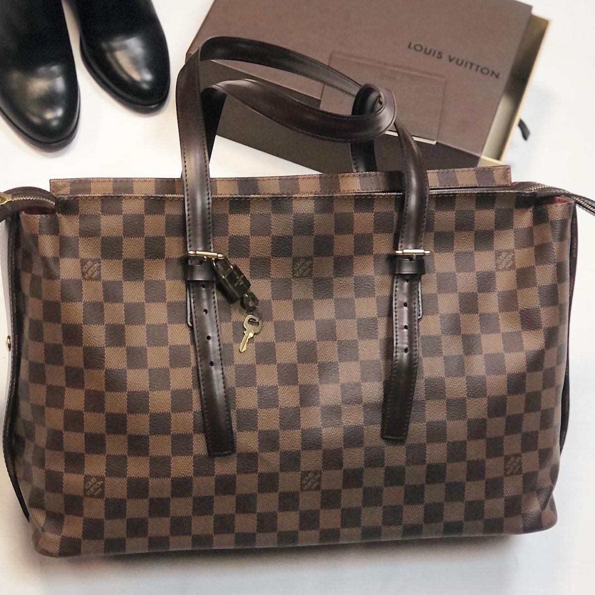 Сумка Louis Vuitton  размер 40/25 цена 53 847 руб 