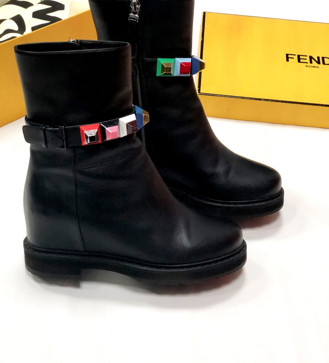 Ботинки FENDI размер 38.5 цена 23 078 руб