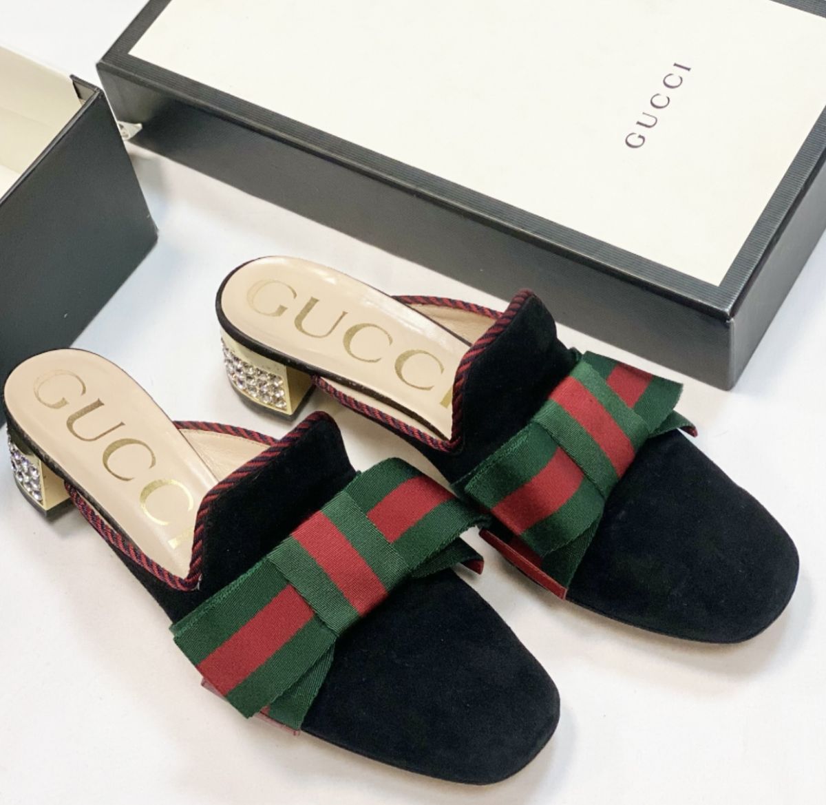 Gucci flat bow store suede mule