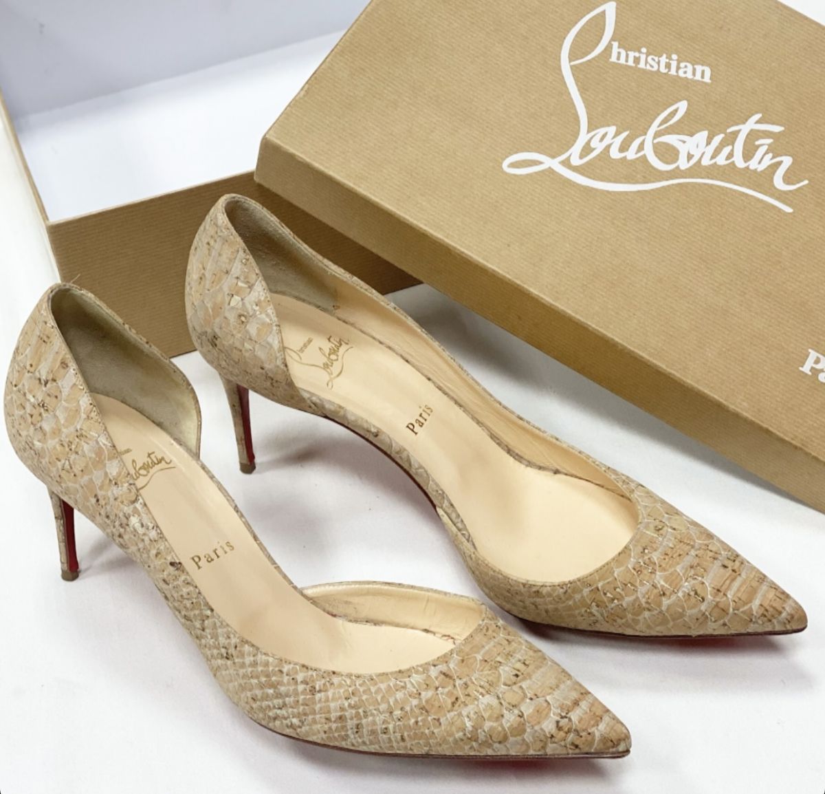 Туфли Louboutin размер 40.5 цена 30 770 руб 