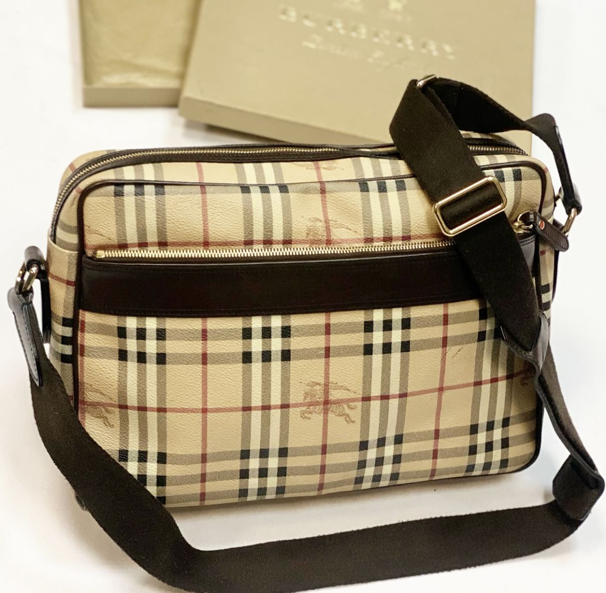 Сумка Burberry размер 35/25 цена 23 078 руб 