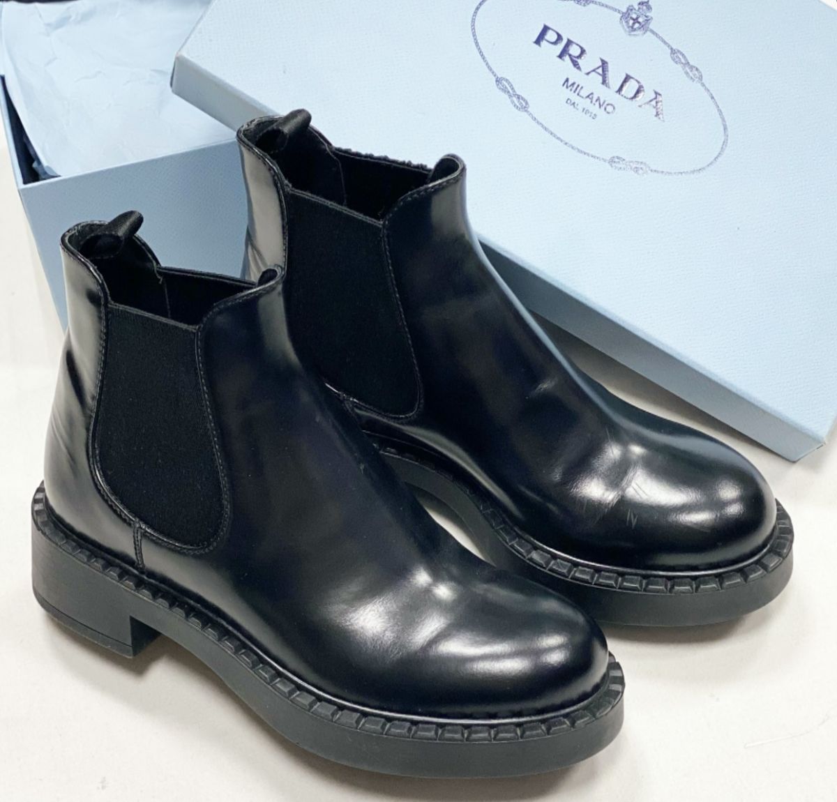 Ботинки Prada размер 35 цена 15 385 руб 